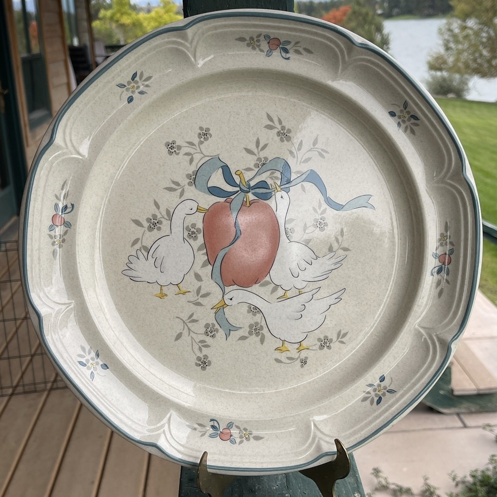 International China Co Marmalade 8868 Stoneware Platter Ducks Peach Japan Clean
